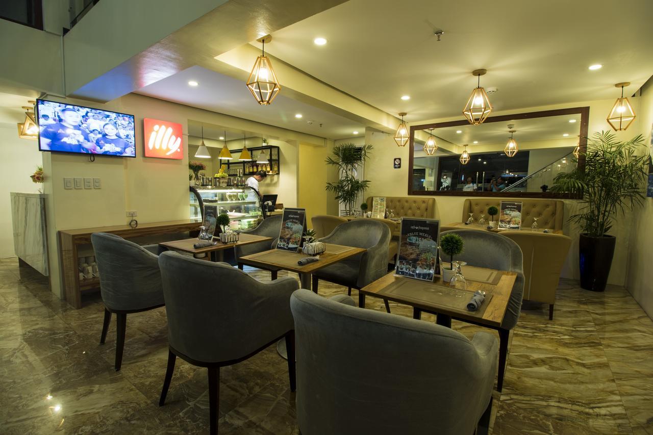 Baypark Hotel Calbayog Exterior photo