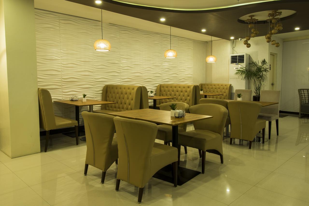Baypark Hotel Calbayog Exterior photo