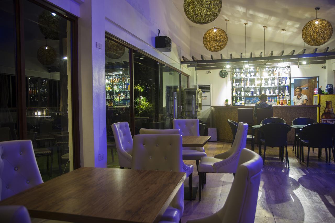Baypark Hotel Calbayog Exterior photo
