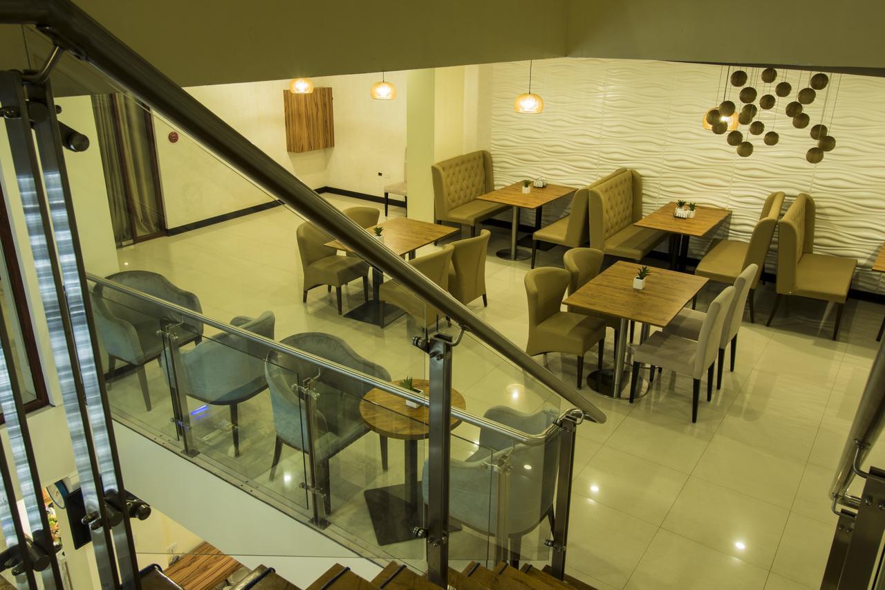 Baypark Hotel Calbayog Exterior photo
